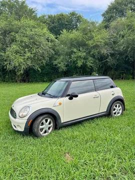 2010 MINI Cooper Cooper Hatchback 2D