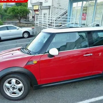 2010 MINI Cooper Hatchback 2D