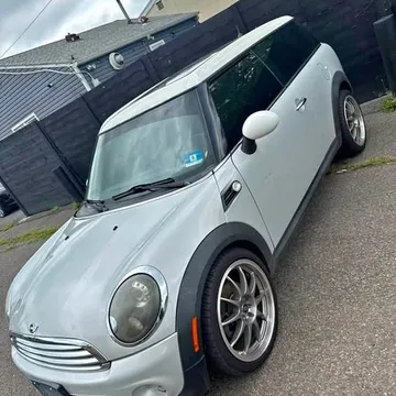 2010 MINI Cooper Cooper Hatchback 2D