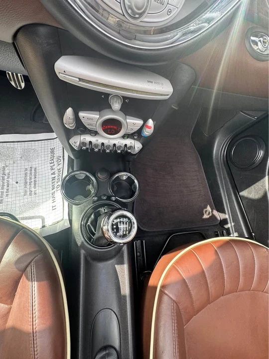 2010 Mini Mini 2nd Gen - Image 11 of 16