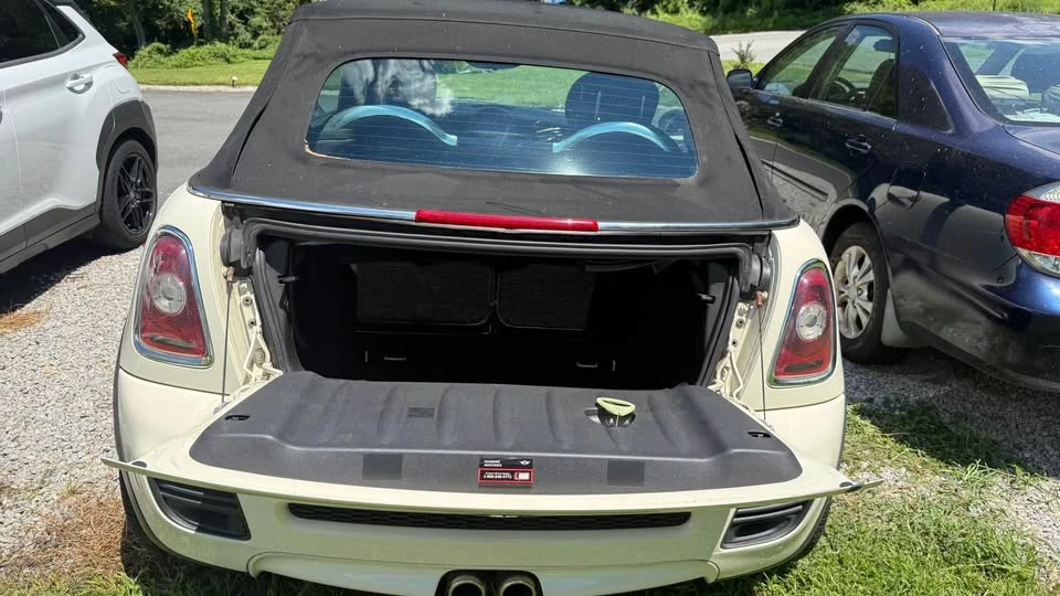 2010 Mini Mini 2nd Gen - Image 5 of 10