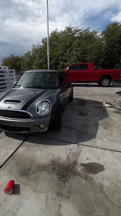 2010 Mini Mini 2nd Gen - Image 3 of 6