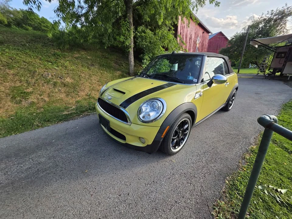2010 Mini Mini 2nd Gen - Image 3 of 5