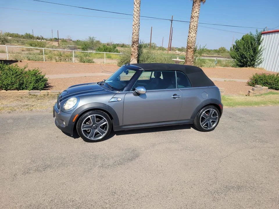 2010 Mini Mini 2nd Gen - Image 2 of 20