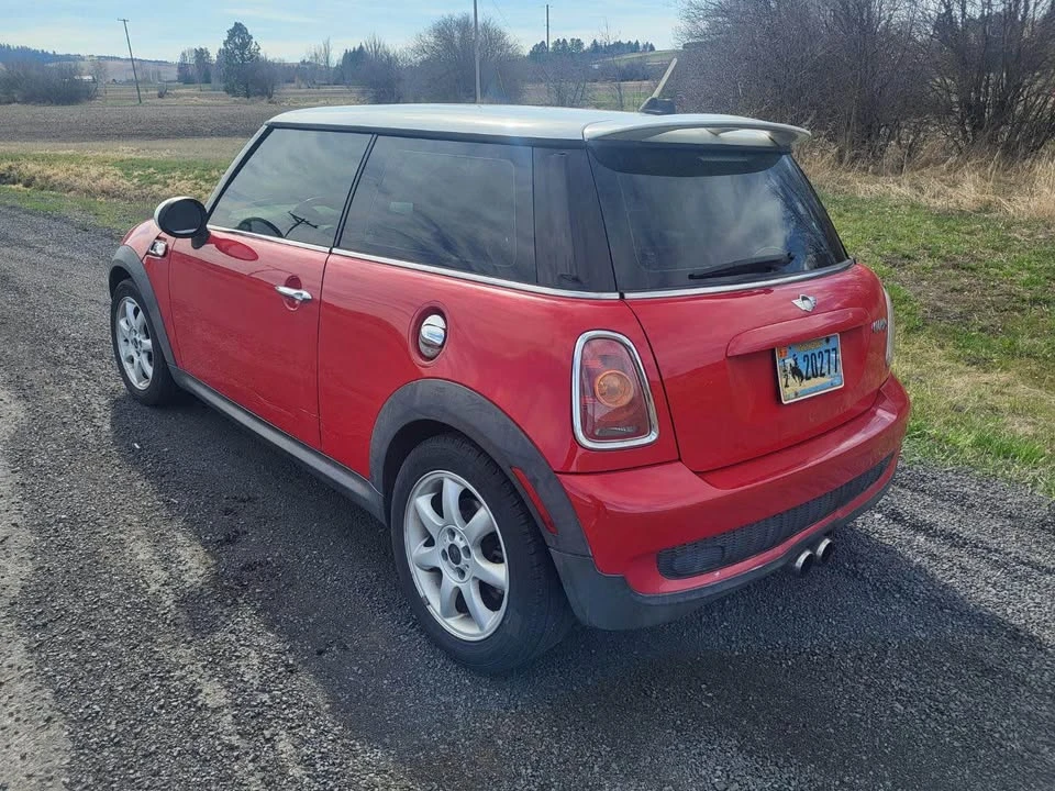 2010 Mini Mini 2nd Gen - Image 3 of 12