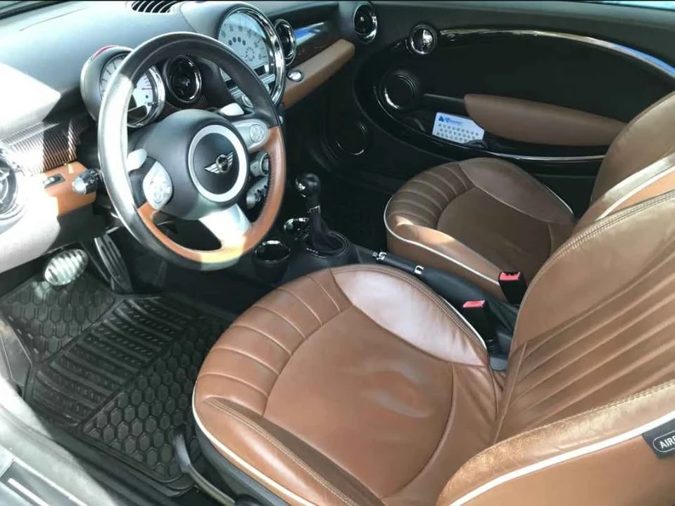2010 Mini Mini 2nd Gen - Image 3 of 4