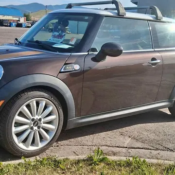 2010 MINI Cooper Cooper S Hatchback 2D