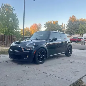 2010 MINI Cooper Cooper S Hatchback 2D