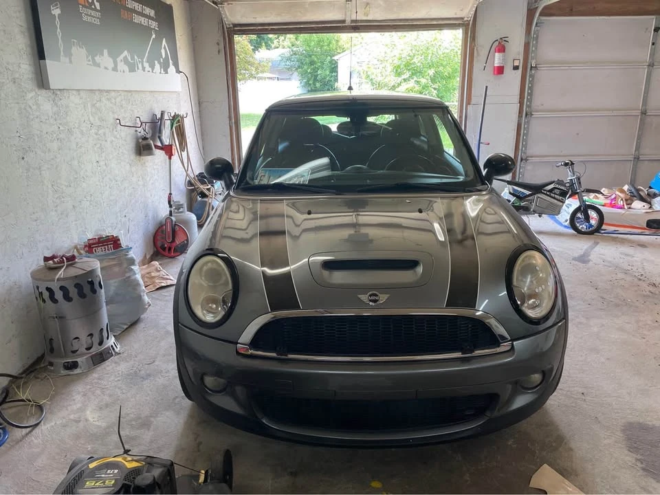 2010 Mini Mini 2nd Gen - Image 3 of 8