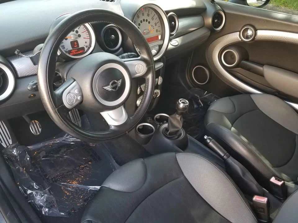 2010 Mini Mini 2nd Gen - Image 14 of 19