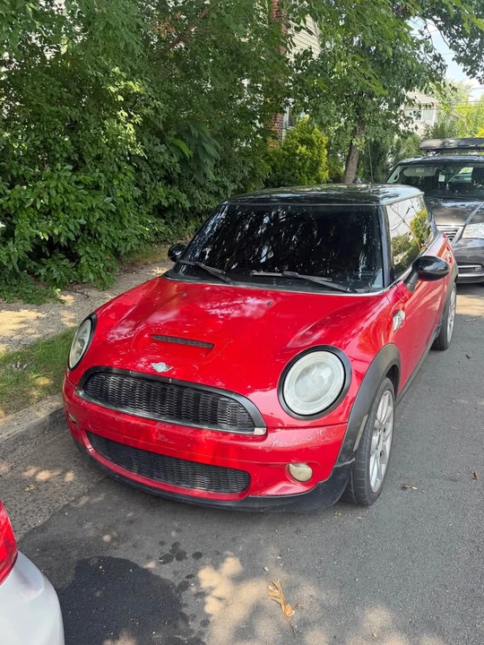 2010 Mini Mini 2nd Gen - Image 4 of 4