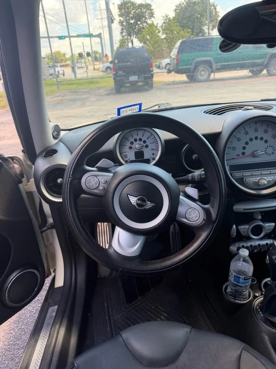 2010 Mini Mini 2nd Gen - Image 7 of 10