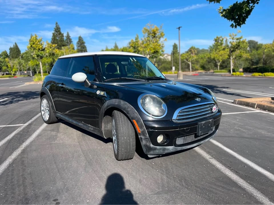 2010 Mini Mini 2nd Gen - Image 4 of 17