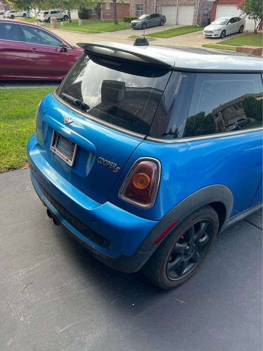 2010 Mini Mini 2nd Gen - Image 3 of 6