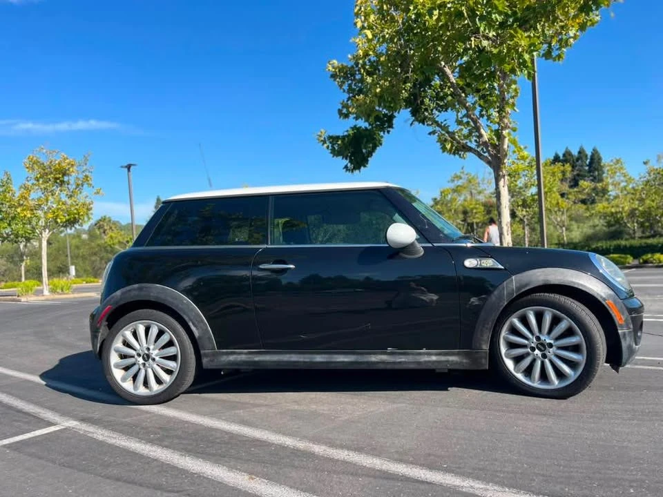 2010 Mini Mini 2nd Gen - Image 6 of 17