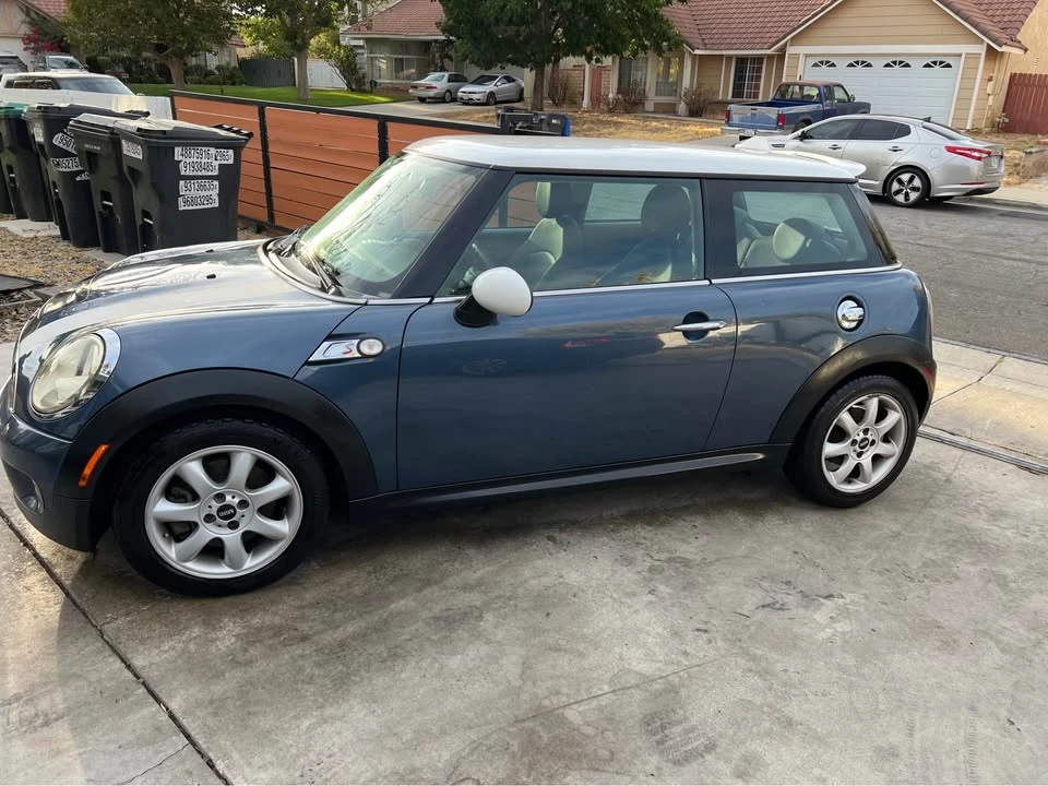 2010 Mini Mini 2nd Gen - Image 9 of 14