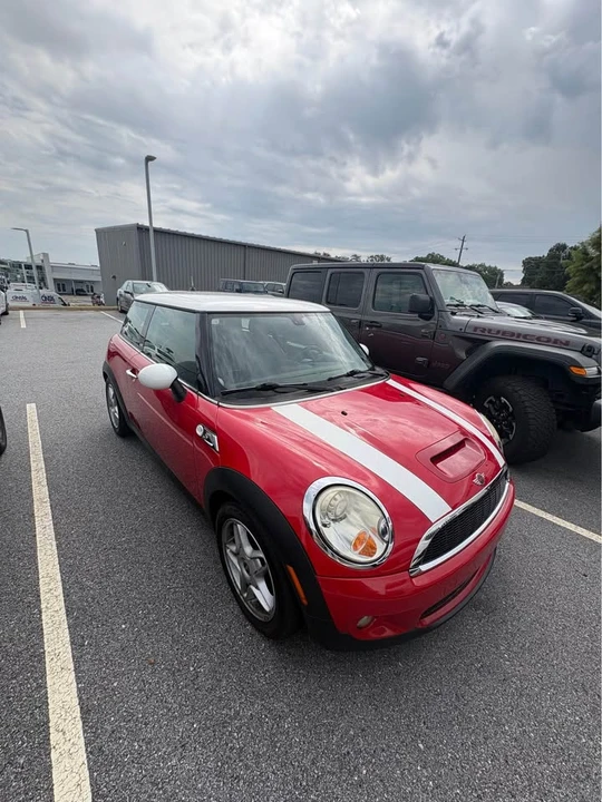 2010 Mini Mini 2nd Gen - Image 4 of 5
