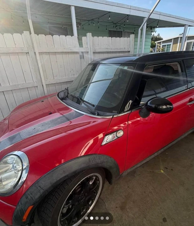 2010 Mini Mini 2nd Gen - Image 2 of 7