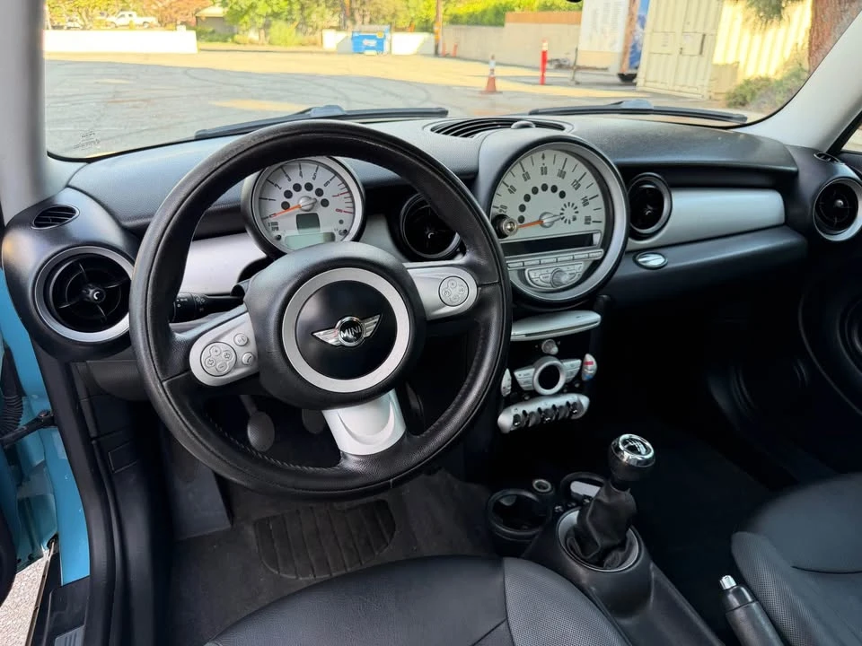 2010 Mini Mini 2nd Gen - Image 16 of 18