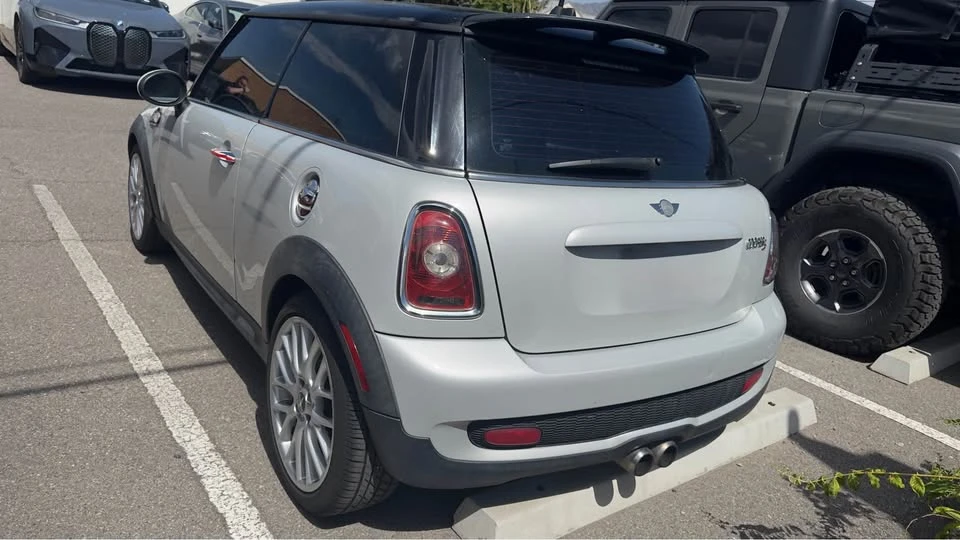 2010 Mini Mini 2nd Gen - Image 5 of 10