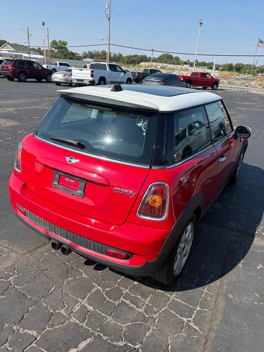 2010 Mini Mini 2nd Gen - Image 4 of 8