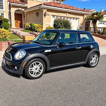 2010 MINI Cooper Cooper S Hatchback 2D