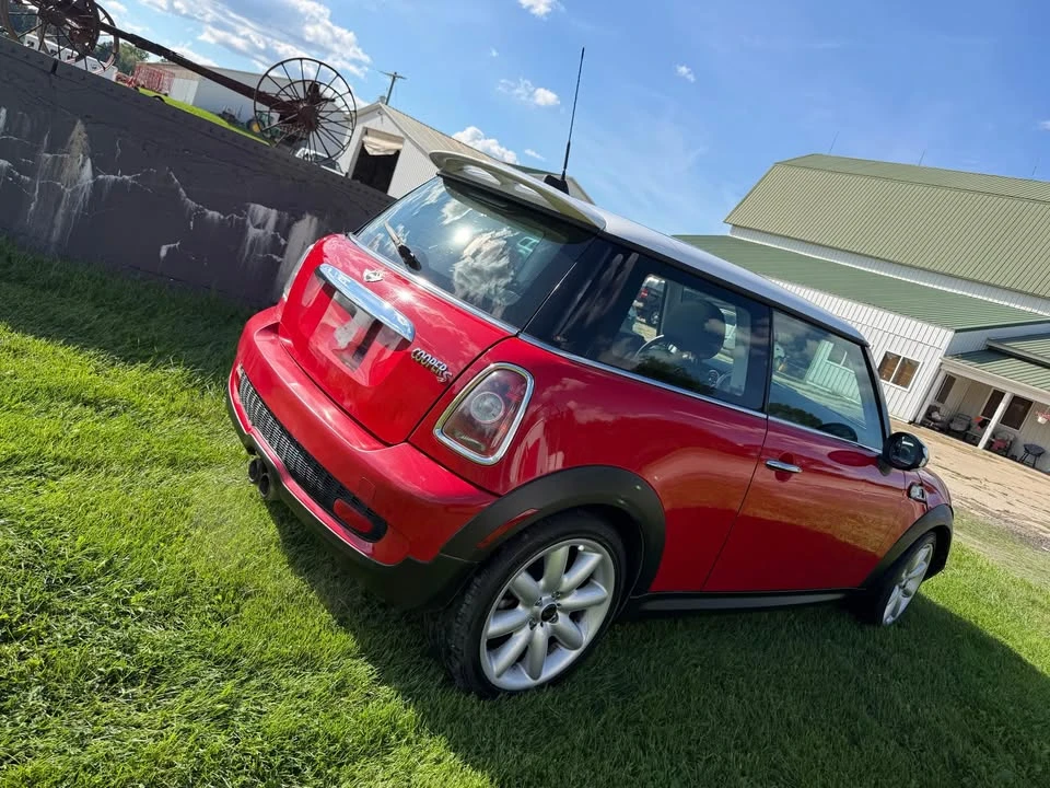 2010 Mini Mini 2nd Gen - Image 5 of 8