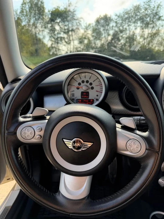 2010 Mini Mini 2nd Gen - Image 13 of 13