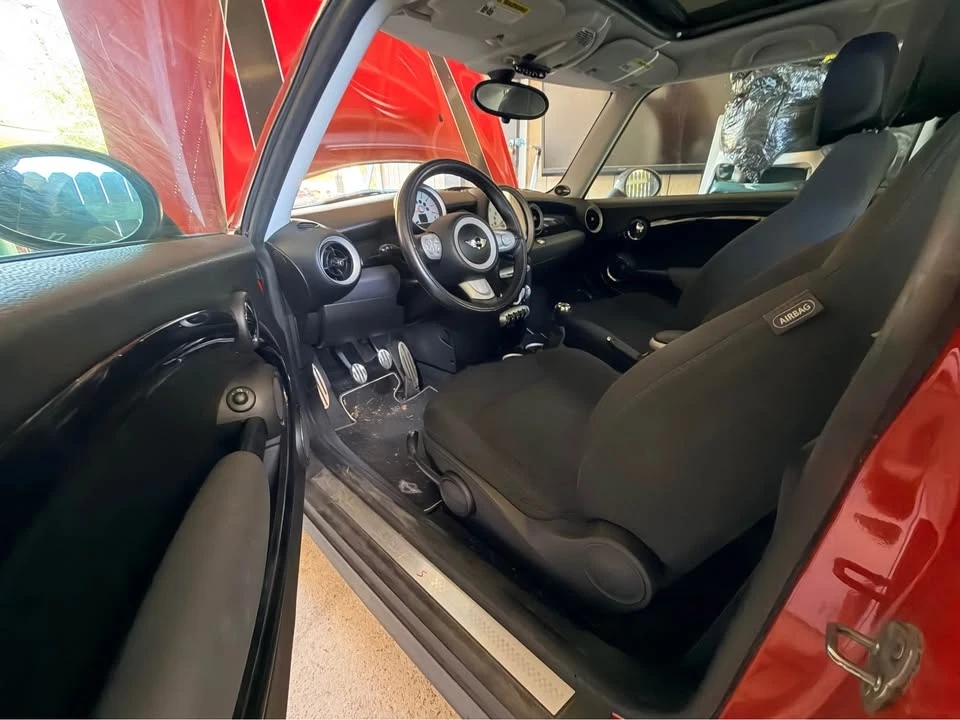 2010 Mini Mini 2nd Gen - Image 4 of 10