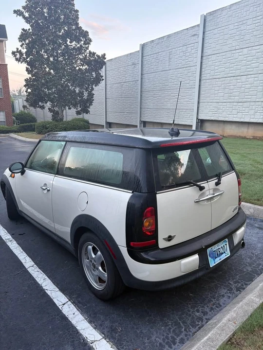 2010 Mini Mini 2nd Gen - Image 2 of 3