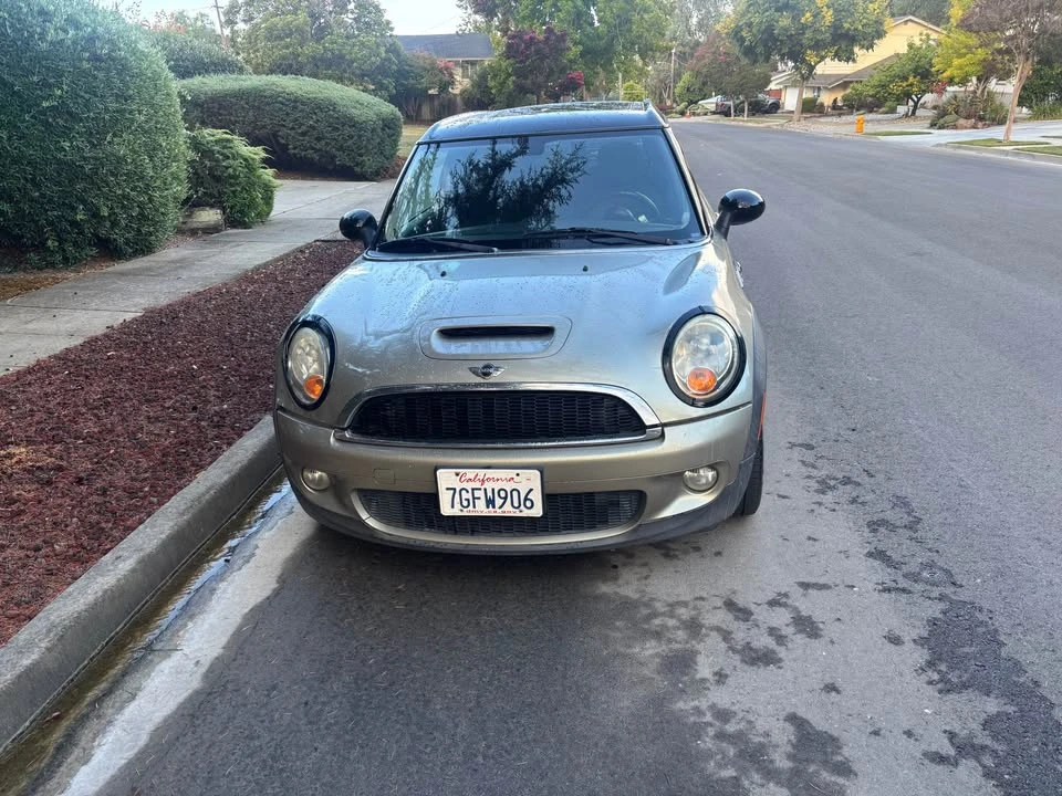 2010 Mini Mini 2nd Gen - Image 2 of 11