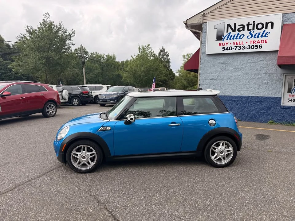 2010 Mini Mini 2nd Gen - Image 3 of 20