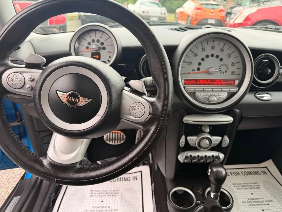 2010 Mini Mini 2nd Gen - Image 11 of 20