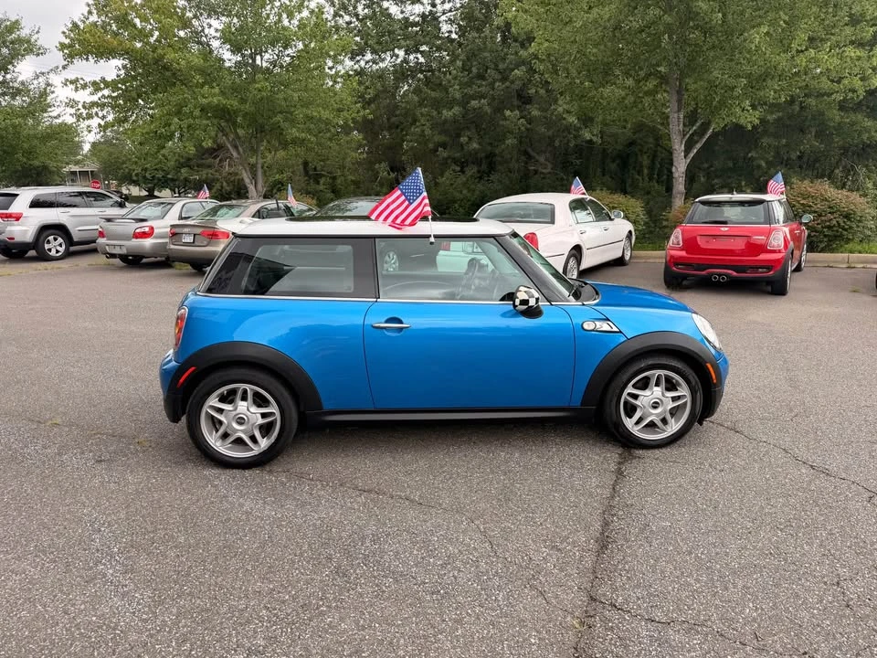 2010 Mini Mini 2nd Gen - Image 6 of 20