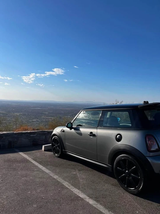 2010 Mini Coupe & Roadster - Image 2 of 2