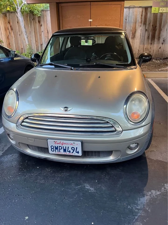 2010 Mini Coupe & Roadster - Image 2 of 2