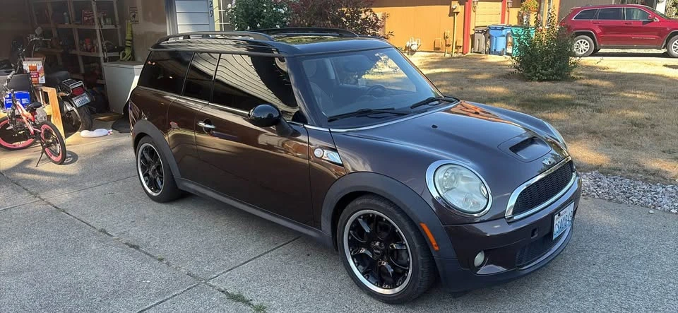2010 Mini Mini 2nd Gen - Image 2 of 8