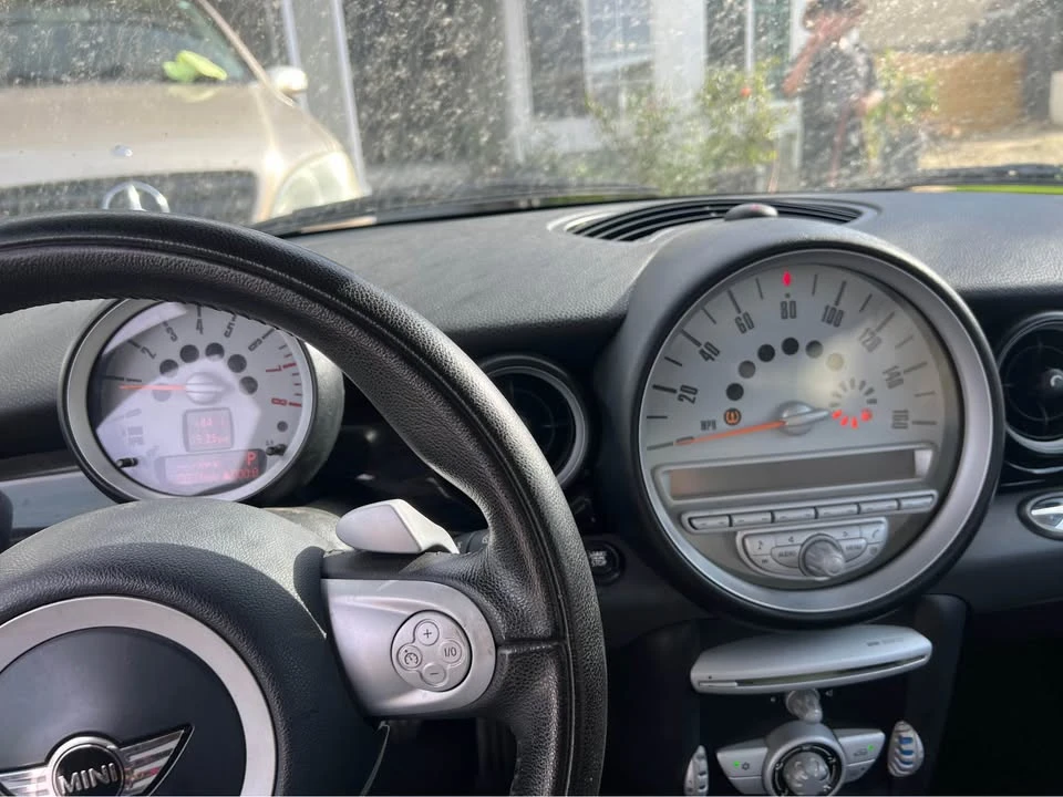 2010 Mini Coupe & Roadster - Image 10 of 15