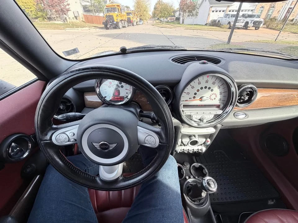 2010 Mini Mini 2nd Gen - Image 7 of 7