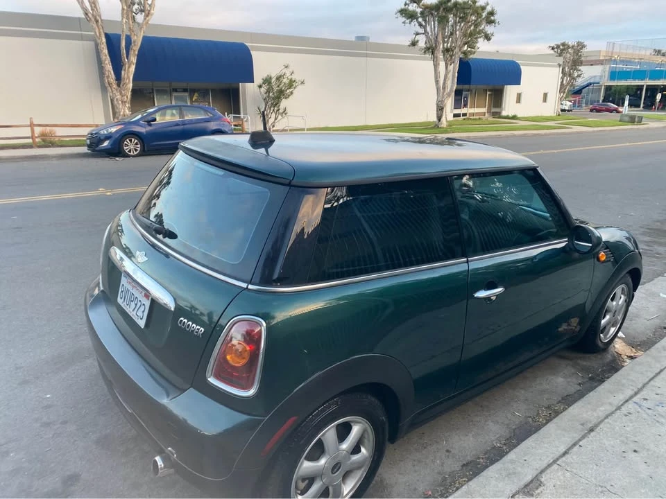 2010 Mini Mini 2nd Gen - Image 9 of 12