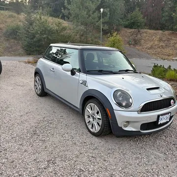 2010 MINI Cooper Camdon Edition