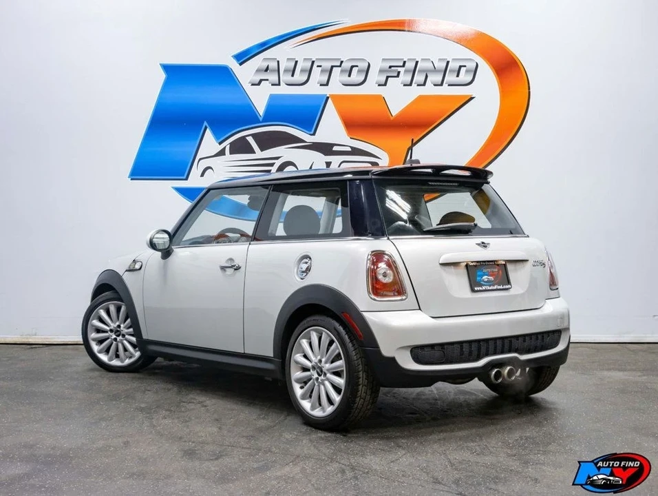 2010 Mini Mini 2nd Gen - Image 3 of 21