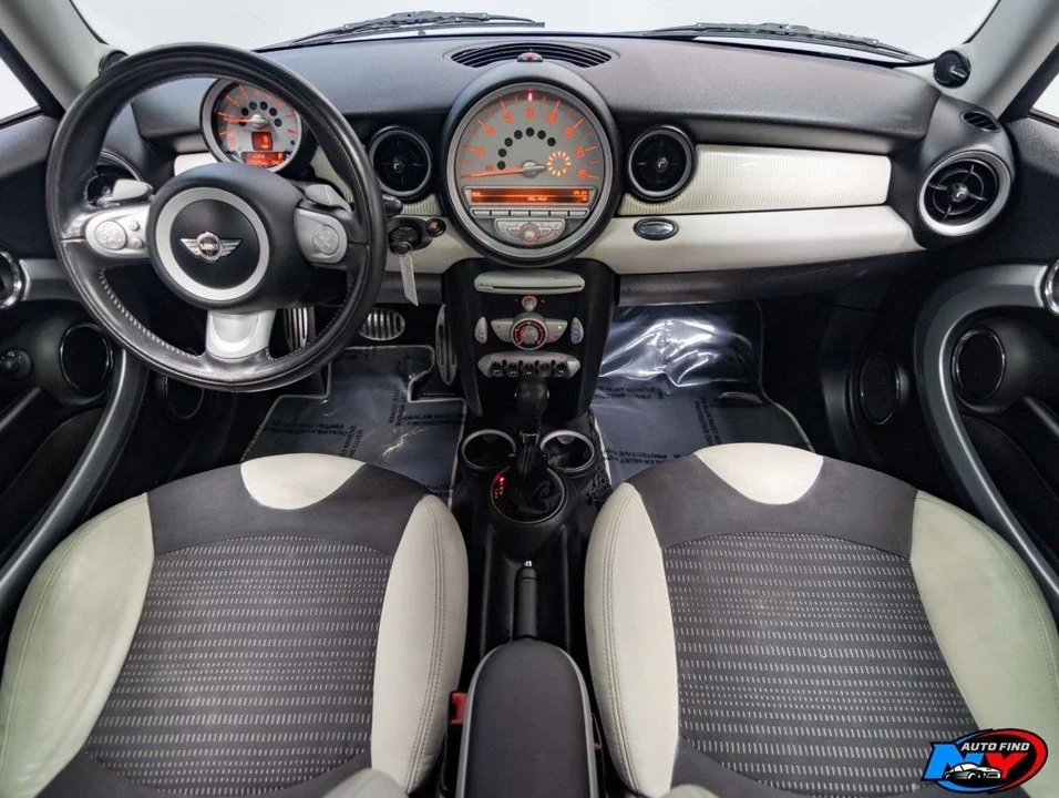2010 Mini Mini 2nd Gen - Image 2 of 21