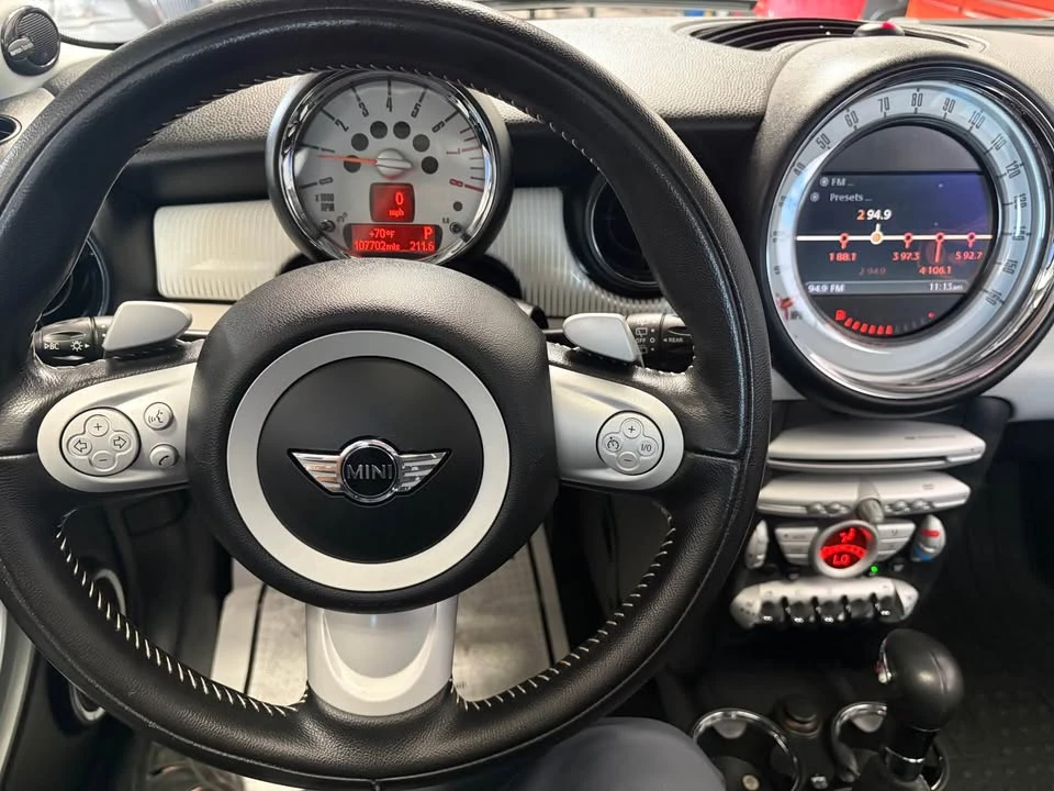 2010 Mini Mini 2nd Gen - Image 14 of 20