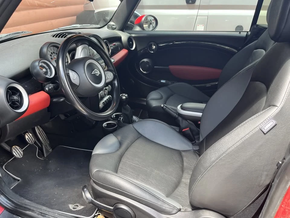 2010 Mini Mini 2nd Gen - Image 6 of 7