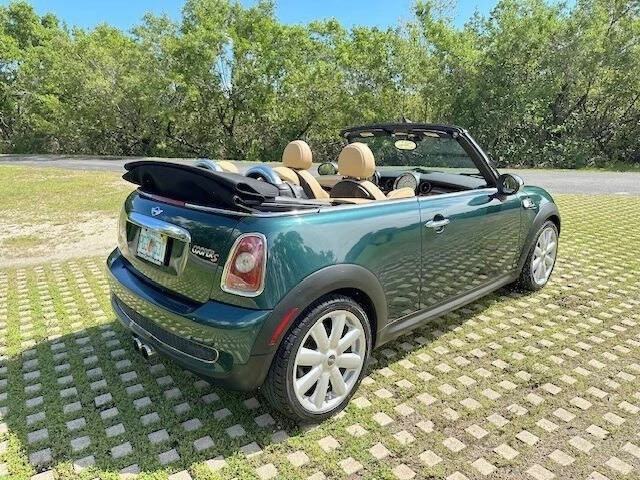 2010 Mini Mini Cooper S 1st Gen - Image 12 of 21