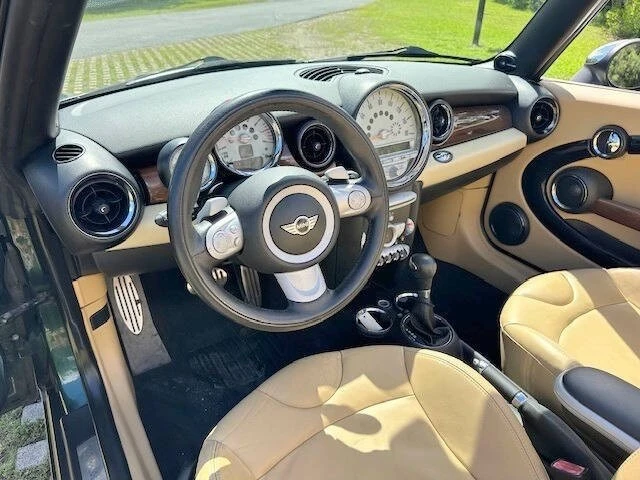 2010 Mini Mini Cooper S 1st Gen - Image 15 of 21