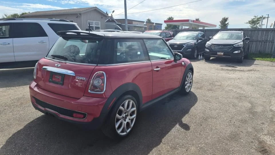 2010 Mini Mini 2nd Gen - Image 5 of 17