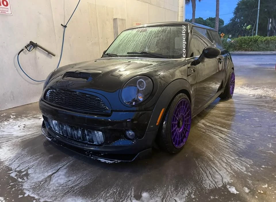 2010 Mini Mini 2nd Gen - Image 8 of 9