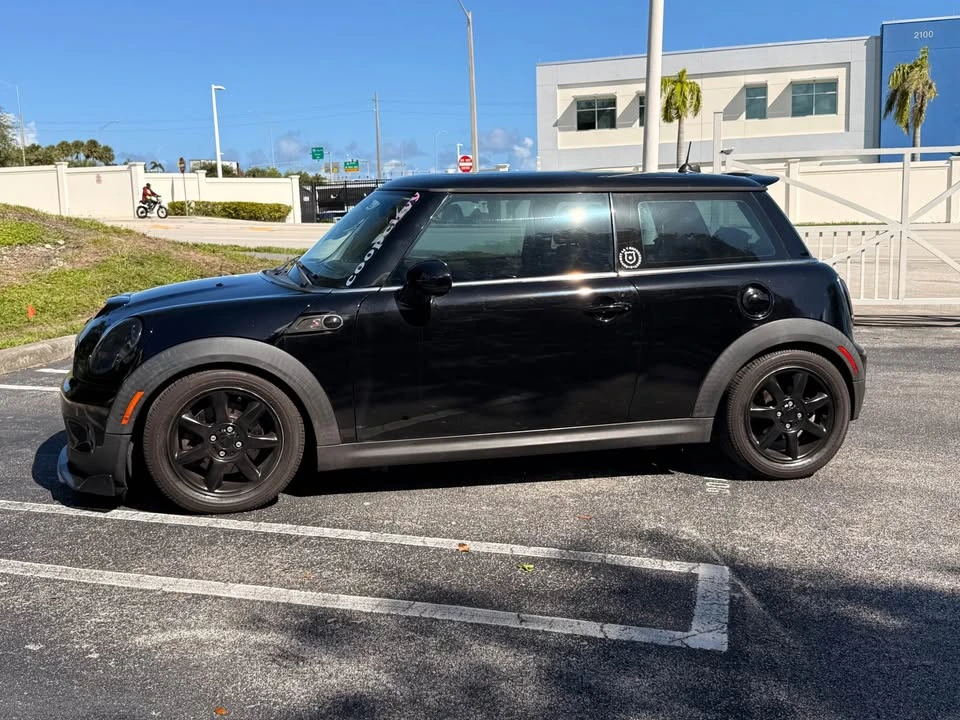 2010 Mini Mini 2nd Gen - Image 7 of 9